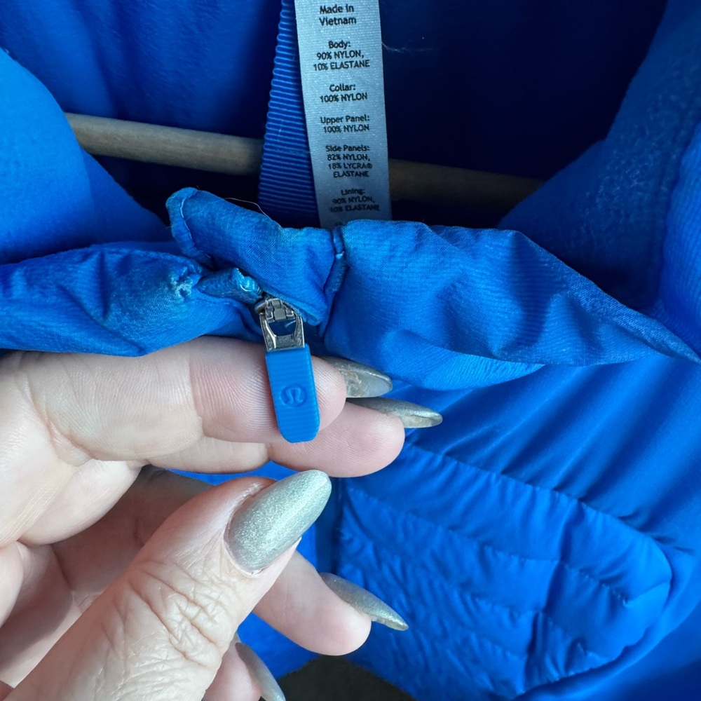 Lululemon Down for it All Blue Puffer Vest - Picture 3 of 6